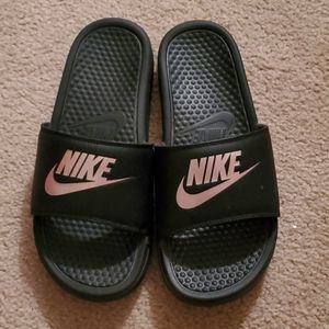 NIKE ROSE GOLD SLIDES